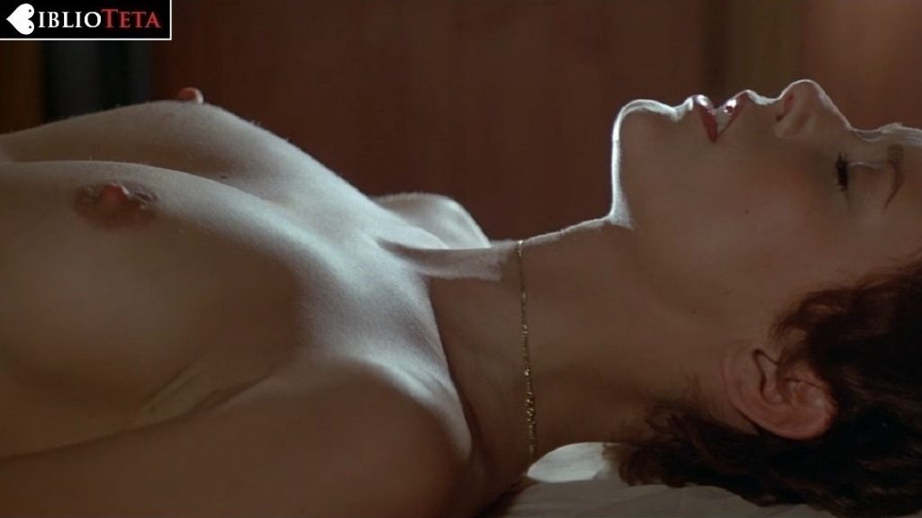 Sylvia Kristel desnuda en Adiós Emmanuelle 1977 La BiblioTeta