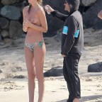 Toni Garrn Pillada Desnuda Durante Un Posado En Saint Barts La Biblioteta