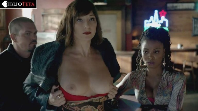 Isidora Goreshter Desnuda En La Temporada De Shameless La Biblioteta