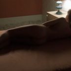 Ludivine Sagnier Desnuda En Gotas De Agua Sobre Piedras Calientes